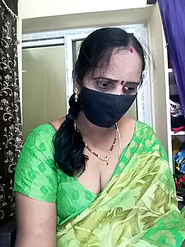 Snapshot of Mee_harini-telugupilla chatting on 11-26-25, 03:29 Mee harini-telugupilla online show from 11-26-25, 03:29