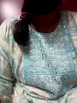 Snapshot of Mee_harini-telugupilla chatting on 03-16-26, 09:57 Mee harini-telugupilla online show from 03-16-26, 09:57