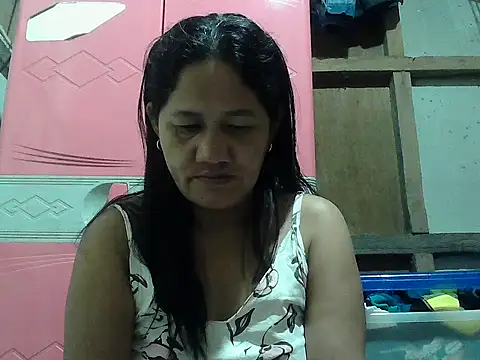hotmama 063 online show from 10-15-25, 08:42
