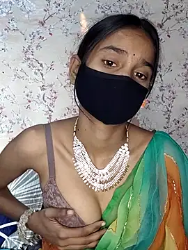 Snapshot of Aidakhan1212 chatting on 11-21-25, 10:58 Aidakhan1212 online show from 11-21-25, 10:58