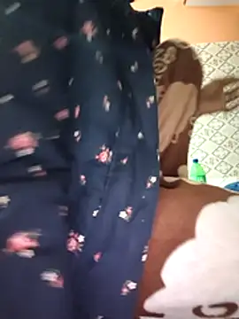 Snapshot of Aidakhan1212 chatting on 12-05-25, 06:04 Aidakhan1212 online show from 12-05-25, 06:04