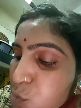 LUCKY cut online show from 04-02-26, 02:58