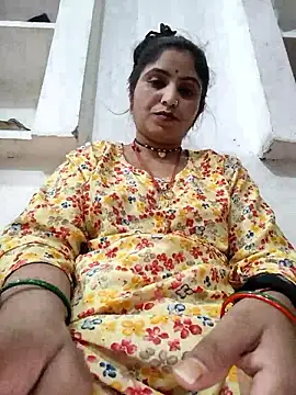 LUCKY cut online show from 04-12-26, 04:23