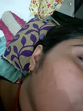 Snapshot of LUCKY_cut chatting on 06-03-26, 12:41 LUCKY cut online show from 06-03-26, 12:41