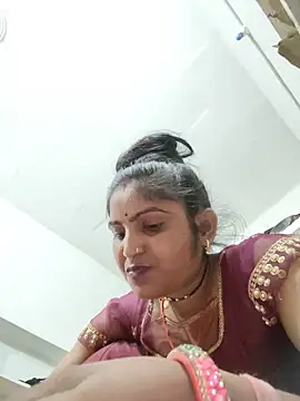 Snapshot of LUCKY_cut chatting on 06-12-26, 02:38 LUCKY cut online show from 06-12-26, 02:38
