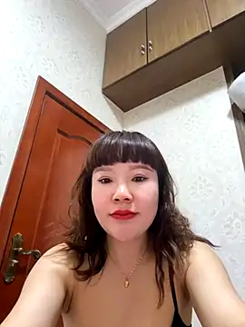 Snapshot of Xinlan-Asia chatting on 12-02-25, 11:04 Xinlan-Asia online show from 12-02-25, 11:04