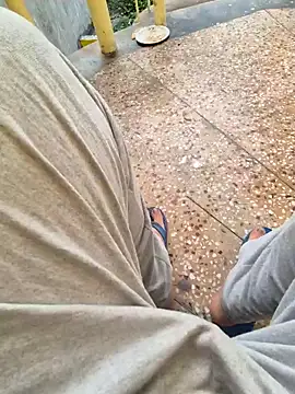 Snapshot of kkkk1882 chatting on 10-08-25, 02:20 kkkk1882 online show from 10-08-25, 02:20