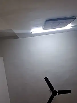 Snapshot of kkkk1882 chatting on 11-16-25, 06:30 kkkk1882 online show from 11-16-25, 06:30