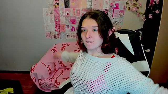 Snapshot of Acid_Kate chatting on 10-13-25, 01:05 Acid Kate online show from 10-13-25, 01:05