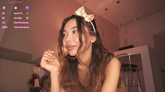 Rem Esme online show from 12-02-25, 03:23