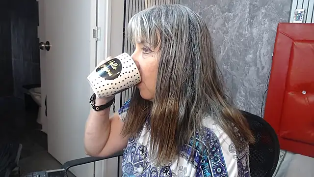 linda  mature online show from 09-11-25, 11:54