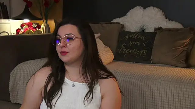 Snapshot of Mia_Swano chatting on 02-05-26, 02:27 Mia Swano online show from 02-05-26, 02:27