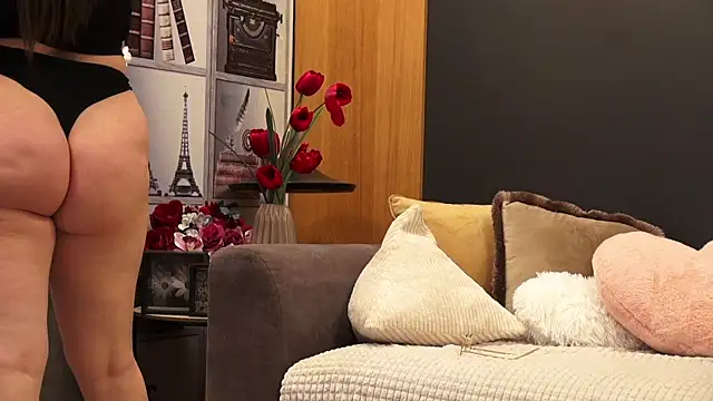 Snapshot of Mia_Swano chatting on 02-16-26, 02:18 Mia Swano online show from 02-16-26, 02:18