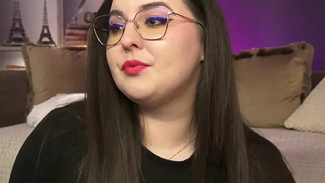 Snapshot of Mia_Swano chatting on 05-17-26, 02:09 Mia Swano online show from 05-17-26, 02:09