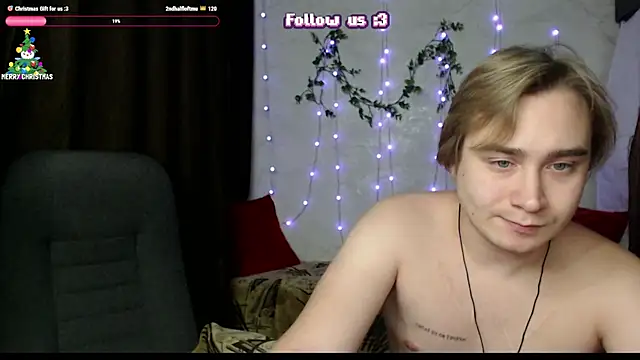 Snapshot of Lust4Money chatting on 12-18-25, 08:15 Lust4Money online show from 12-18-25, 08:15