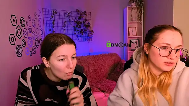 Snapshot of benny_duglas chatting on 01-18-26, 10:19 benny duglas online show from 01-18-26, 10:19