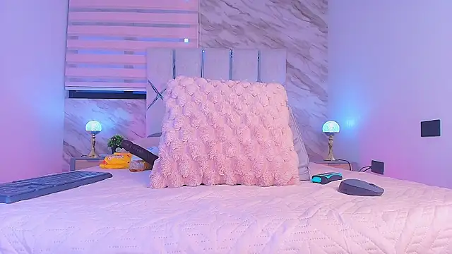 collet 1 online show from 11-20-25, 12:05