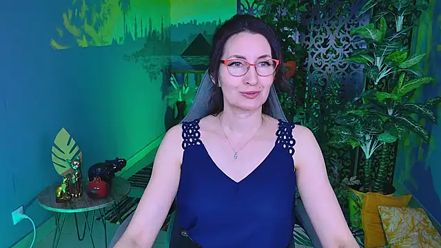 UnaTerra online show from 11-30-25, 05:22