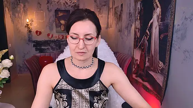 Snapshot of UnaTerra chatting on 02-13-26, 08:21 UnaTerra online show from 02-13-26, 08:21