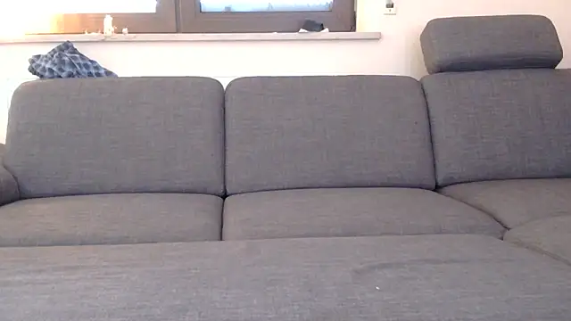 Snapshot of EdelHolz91 chatting on 06-20-26, 06:27 EdelHolz91 online show from 06-20-26, 06:27