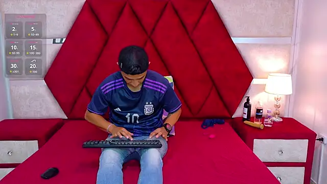 Kity spiderr online show from 11-19-25, 12:38