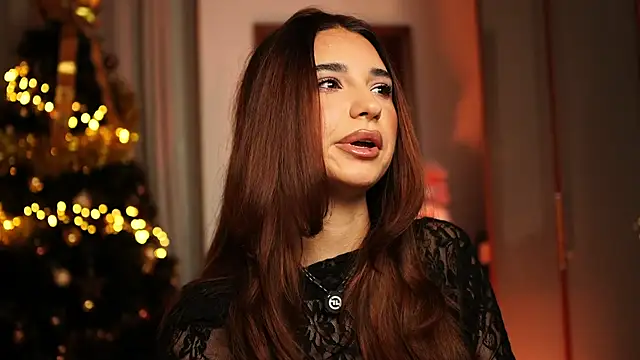 ItalianGirl online show from 12-16-25, 08:58