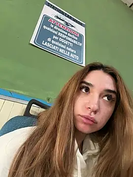 ItalianGirl online show from 03-17-26, 03:26