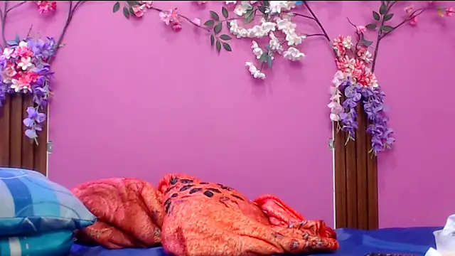 skinnysofia18 online show from 11-09-25, 12:58