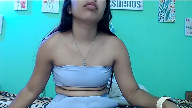 skinnysofia18 online show from 02-18-26, 01:40