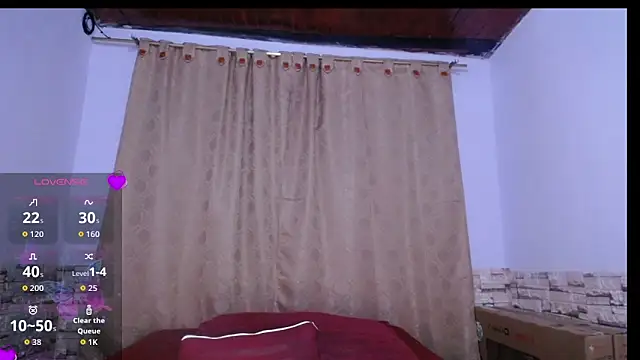 Snapshot of Bicky_24 chatting on 10-16-25, 09:54 Bicky 24 online show from 10-16-25, 09:54