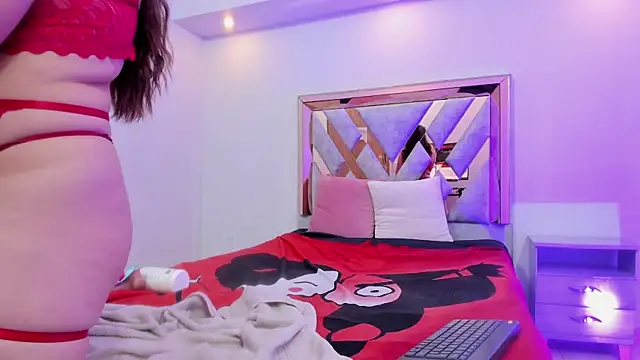 CataleyaAmaya online show from 11-28-25, 12:08