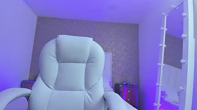 KaylieBrooks online show from 12-22-25, 07:00