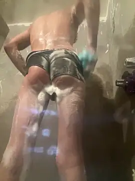 Snapshot of Efrain6996 chatting on 03-20-26, 06:51 Efrain6996 online show from 03-20-26, 06:51