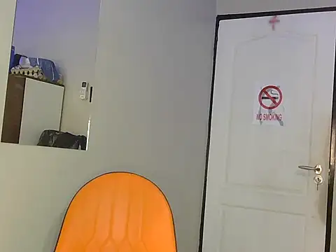 Sultry Booty online show from 12-05-25, 11:41