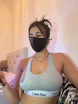 Snapshot of al_anoud chatting on 11-08-25, 03:34 al anoud online show from 11-08-25, 03:34