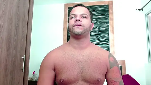 Snapshot of BlakeAdamsHard chatting on 09-25-25, 02:10 BlakeAdamsHard online show from 09-25-25, 02:10