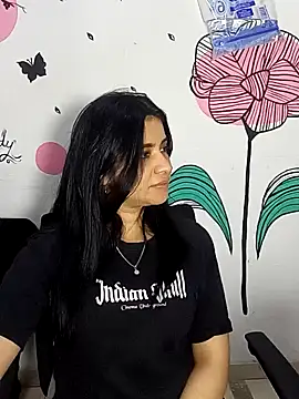 ValerieLove  online show from 10-18-25, 07:42