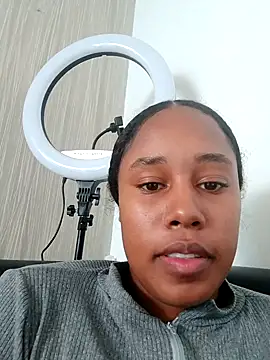 Snapshot of MoniqueMulberry chatting on 09-24-25, 07:06 MoniqueMulberry online show from 09-24-25, 07:06