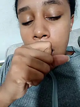 Snapshot of MoniqueMulberry chatting on 10-07-25, 08:55 MoniqueMulberry online show from 10-07-25, 08:55