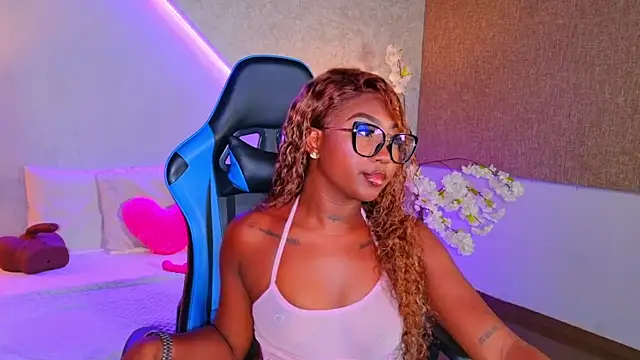 Snapshot of Kishalove_ chatting on 06-23-26, 10:02 Kishalove online show from 06-23-26, 10:02