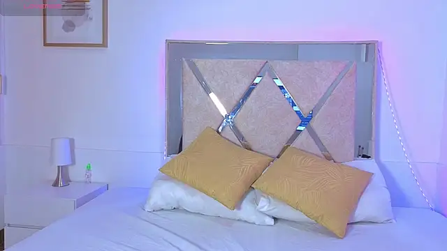 Snapshot of Anthonellacandy chatting on 11-13-25, 07:24 Anthonellacandy online show from 11-13-25, 07:24