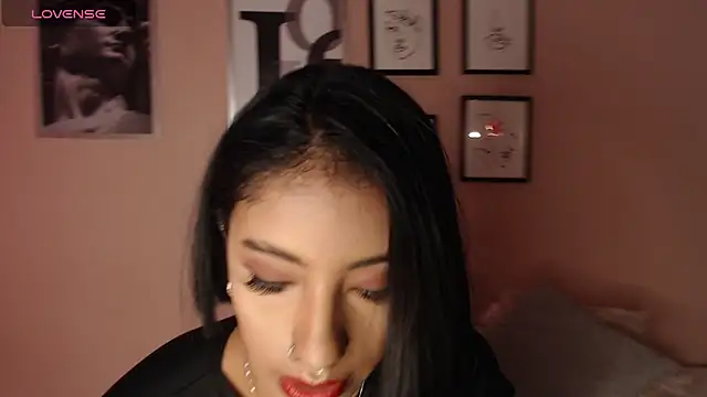 Snapshot of biancaleblanc chatting on 11-20-25, 12:49 biancaleblanc online show from 11-20-25, 12:49