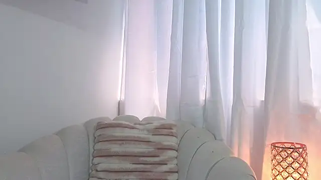 Paulaboterom online show from 07-17-26, 02:13