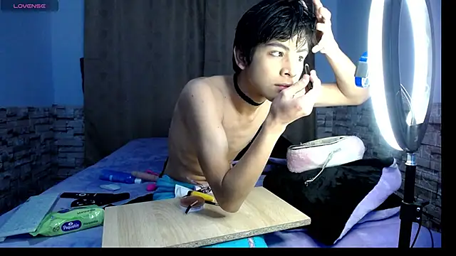 Snapshot of DaraKat18 chatting on 09-15-25, 09:26 DaraKat18 online show from 09-15-25, 09:26