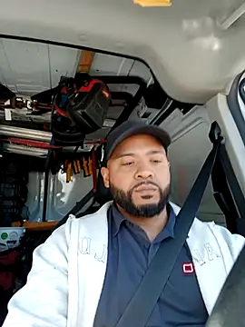 Snapshot of tripping385 chatting on 09-20-25, 05:03 tripping385 online show from 09-20-25, 05:03