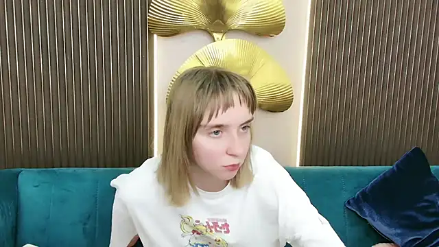 Beverly Gomes online show from 09-24-25, 07:23