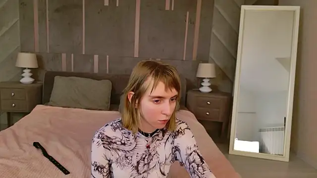 Beverly Gomes online show from 03-06-26, 06:21