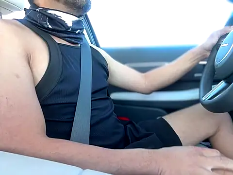 Snapshot of RiverTM chatting on 10-05-25, 10:51 RiverTM online show from 10-05-25, 10:51