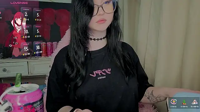 Snapshot of hornyprincess19 chatting on 02-20-26, 09:54 hornyprincess19 online show from 02-20-26, 09:54