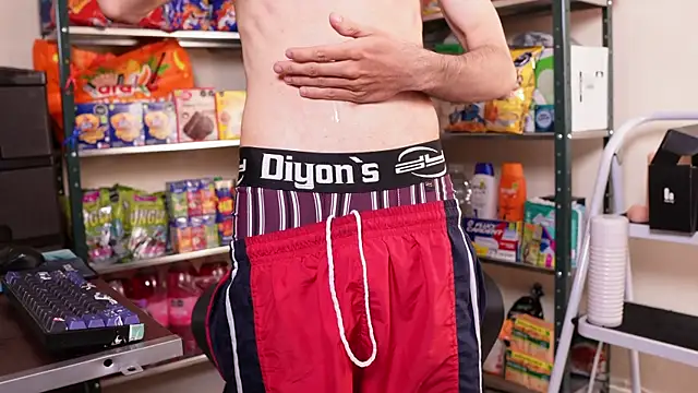 Snapshot of JoyBoy2003j chatting on 09-13-25, 12:32 JoyBoy2003j online show from 09-13-25, 12:32